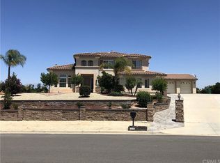 18694 Sunset Knoll Dr, Riverside, CA 92504