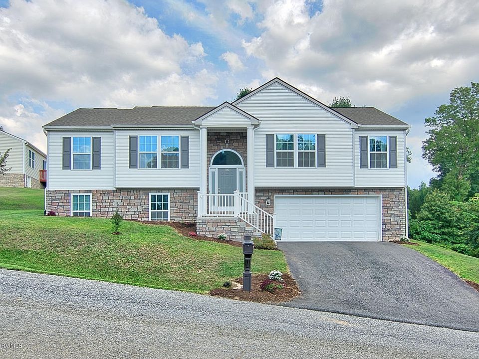 1st image of 310 Robin Hood Dr