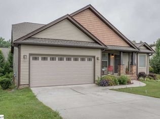 26 Nautical Dr, Greer, SC 29650