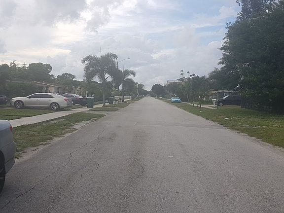 5th image of 3320 NW 189th St