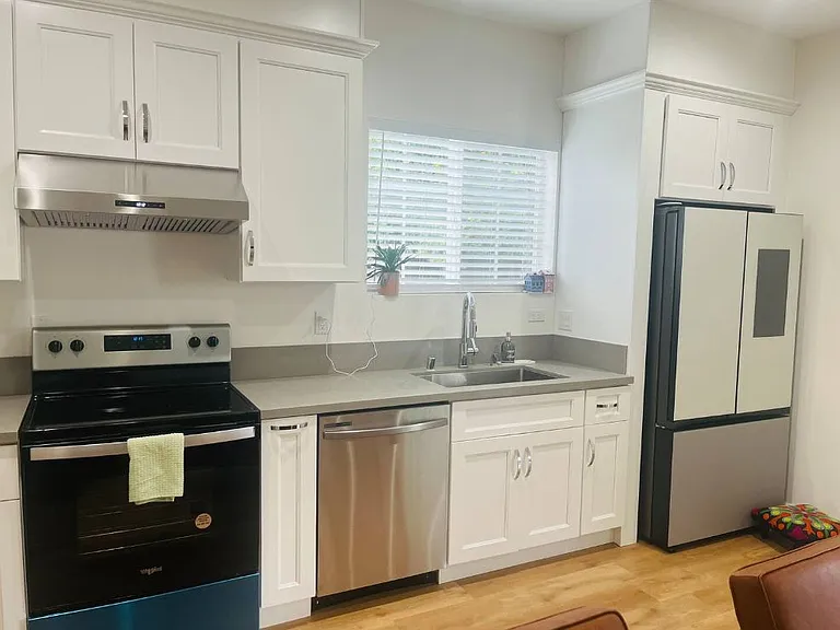 590 Hull Ave #2 — Photo 3