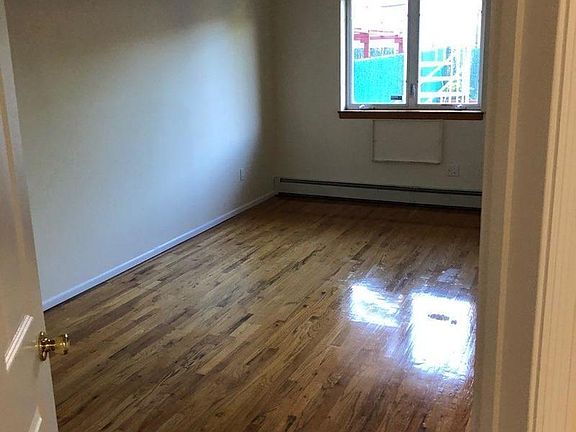4th image of 6015 75th St Fl 1