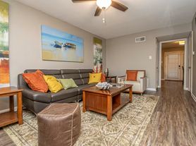 517 Chickadee Dr