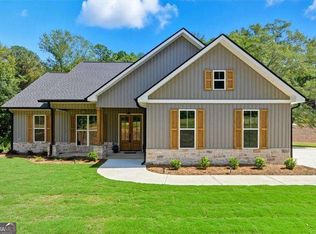 41 Laird Rd, Hiram, GA 30141