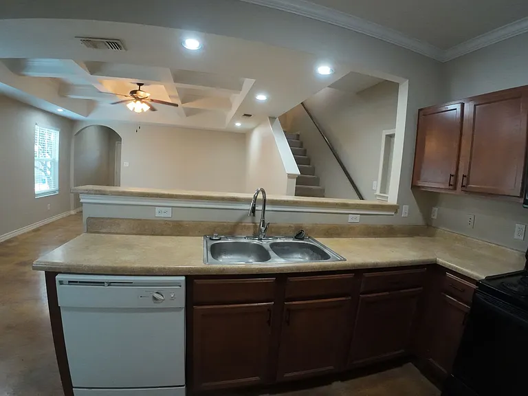 5010 Summit Wood — Photo 13
