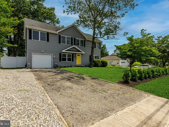 112 Equinox Rd, Manahawkin, NJ 08050