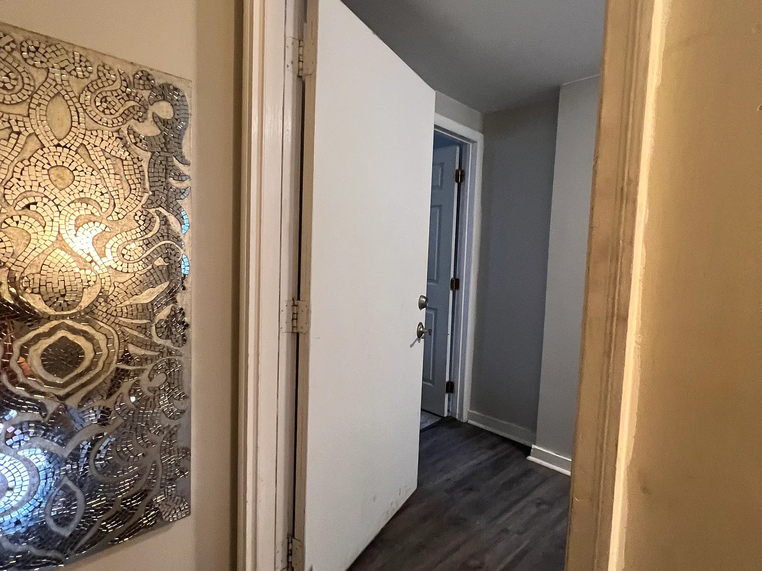 844 N Eutaw St — Photo 3