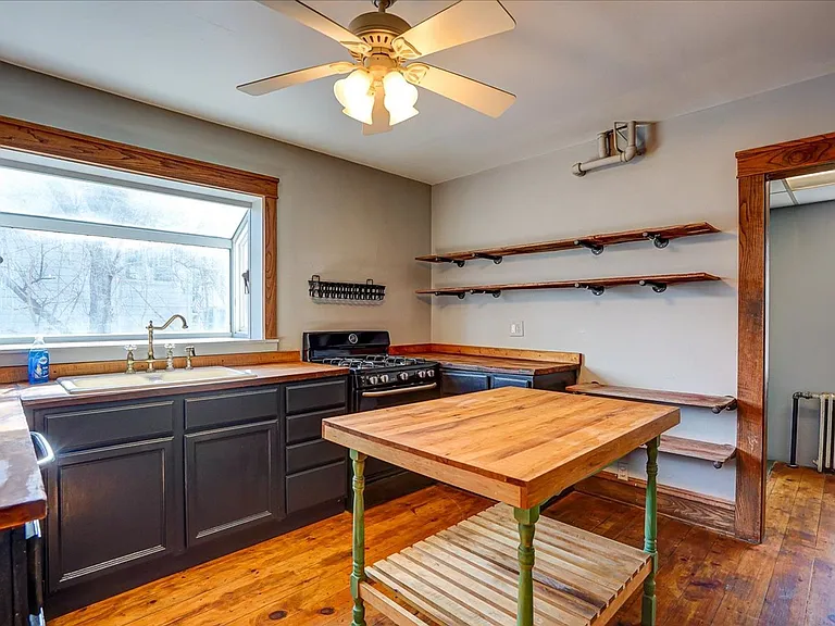 513 Troy Dr — Photo 14