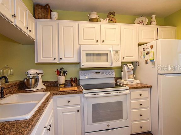 5th image of 406 Cerromar Cir N Unit 127
