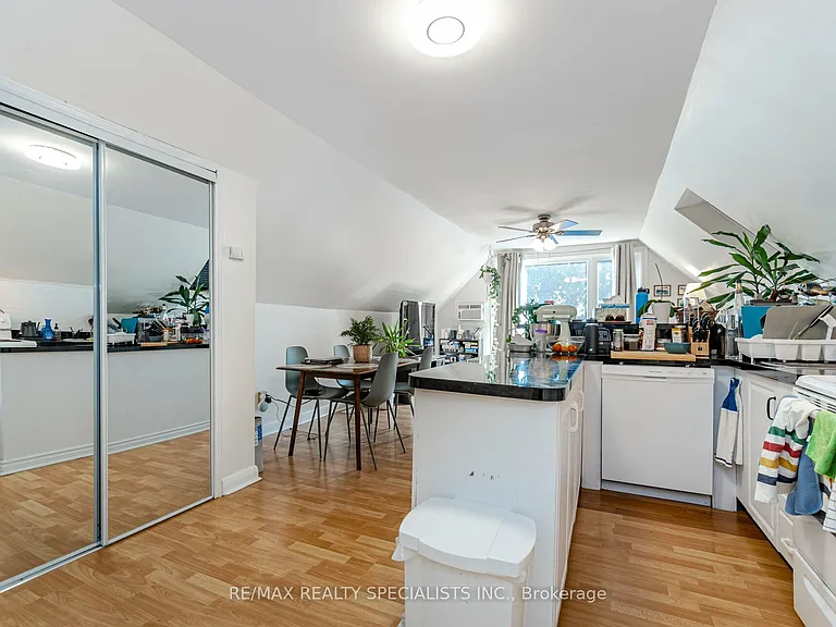 1233 Mississauga Rd — Photo 7