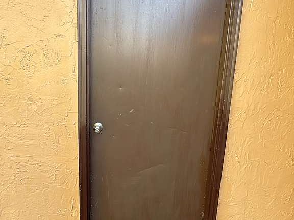 Outside storage & Laundry