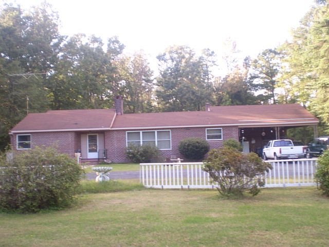 1st image of 1864 Sussex Dr