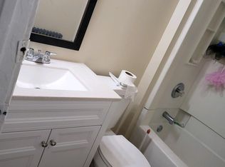 36 Home St #36B, Somerset, NJ