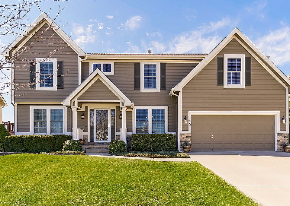 1st image of 922 Wyndham Dr