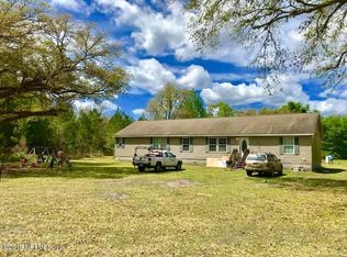 111 Harlem Ln, Palatka, FL 32177