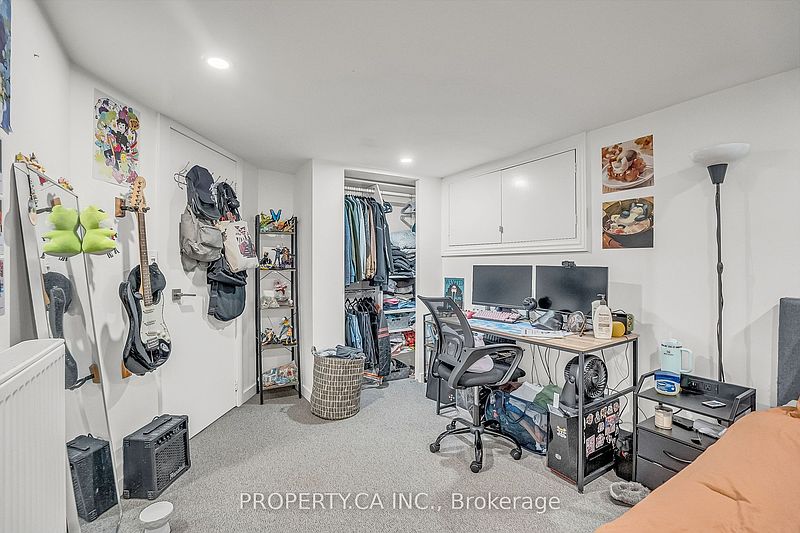 Toronto House for rent - 2 Bedrooms — photo 11