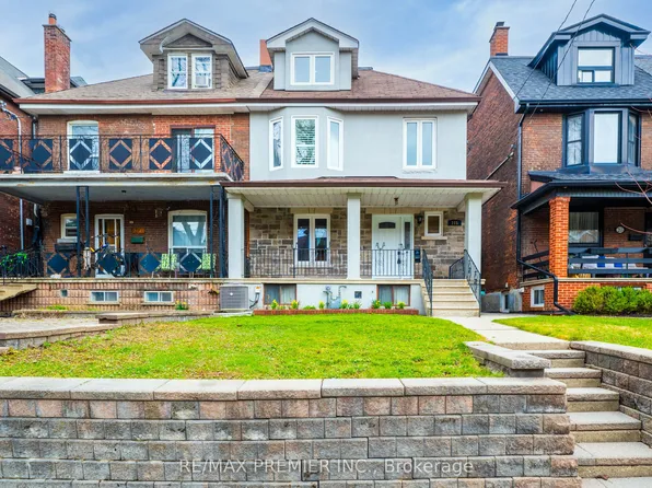 215 Grace St, Toronto, ON M6G 3A7