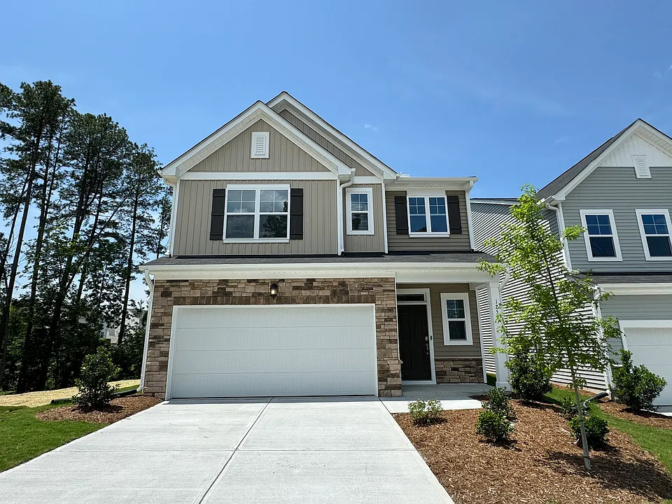 125 Red Robin Rd