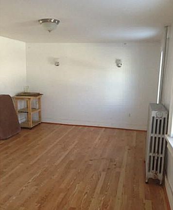 5th image of 83 Nicoll St