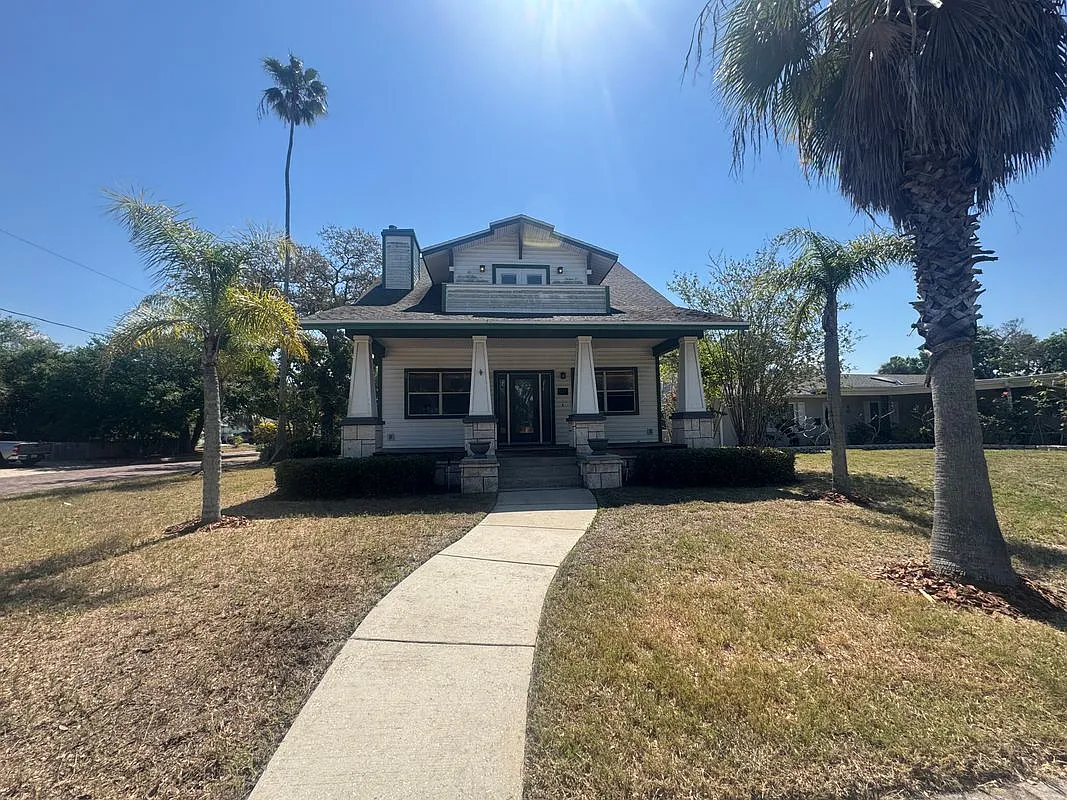 3 bed, 2.5 bath, 1964 sqft, $3,250 — Photo 3