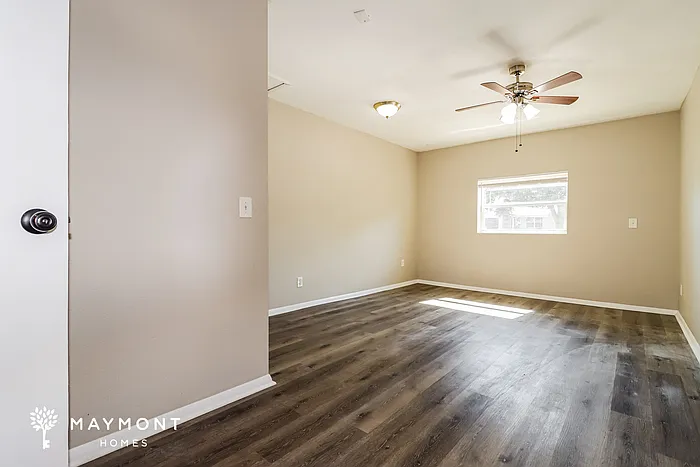 1588 Eunice Ln — Photo 10