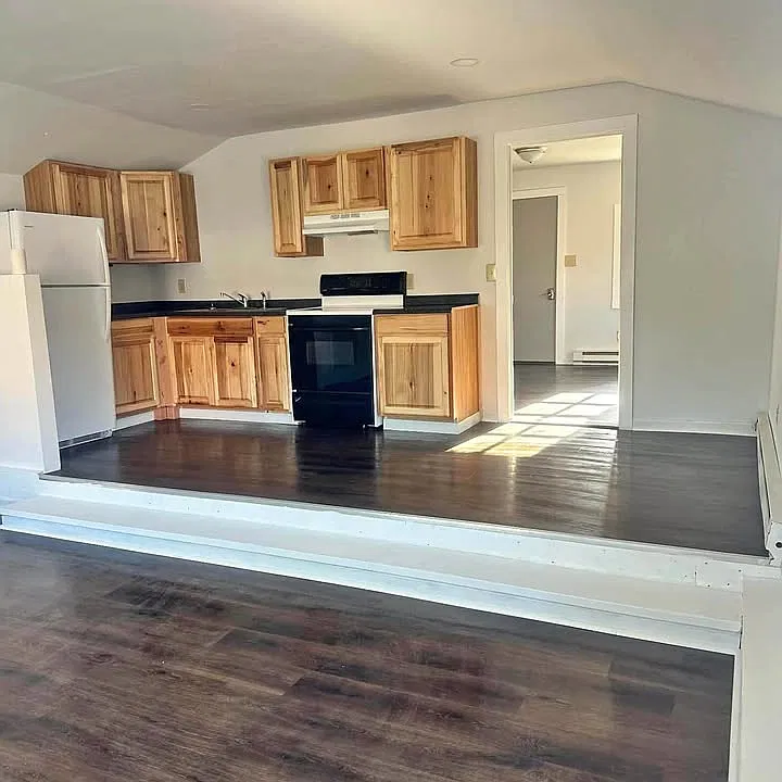 414 E Walnut St #6