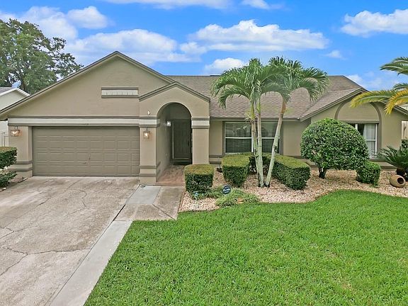 2nd image of 8107 Wellsmere Cir