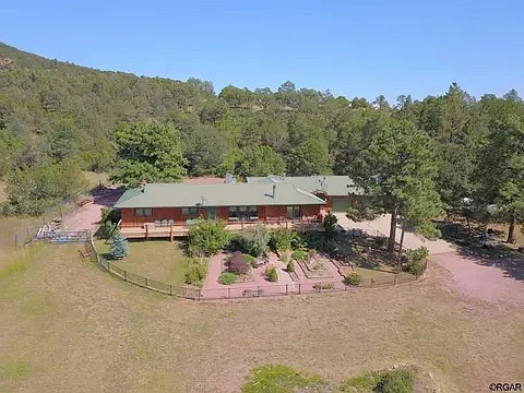 3 bed, 2860 sqft, $6,000 — Photo 3