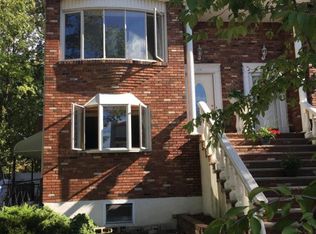 101 Willowwood Ln, Staten Island, NY 10308