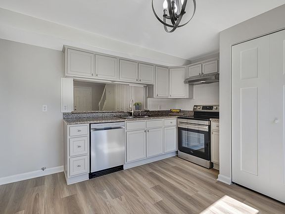 5th image of 3522 Seneca Forest Dr