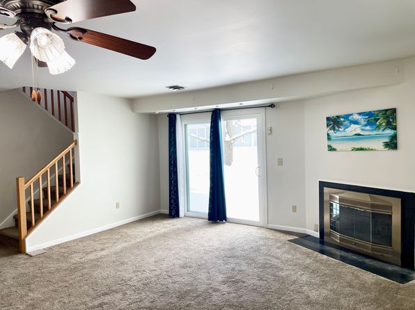 1002 Cambridge Ct
