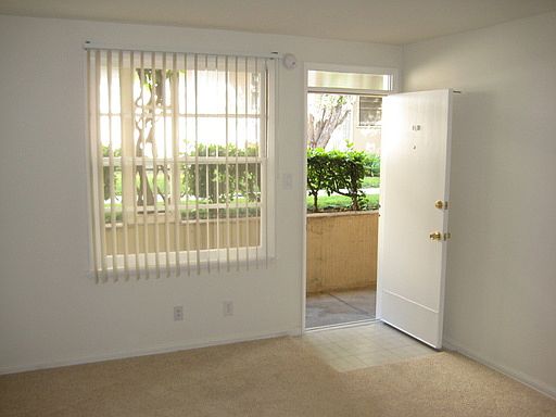 2nd image of 10350 Bellwood Ave APT 128