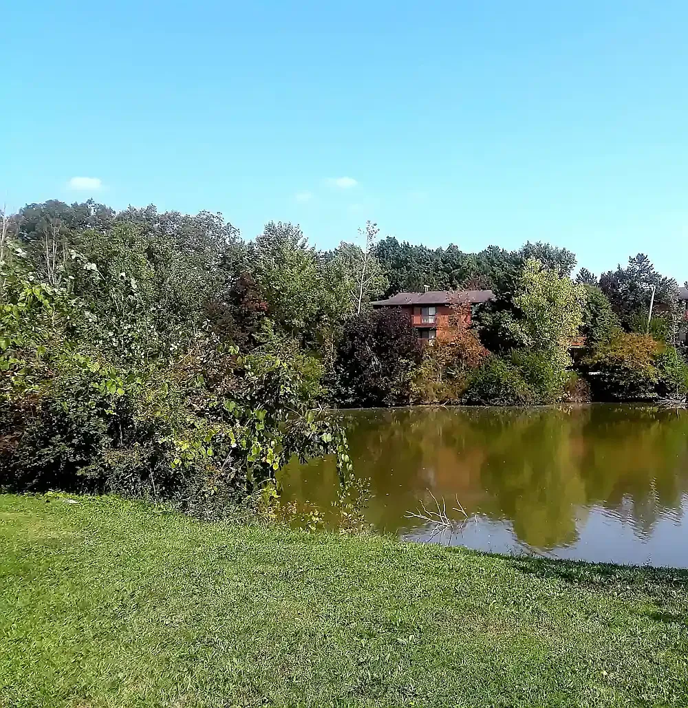 Seneca-Broadview Hills — Photo 2