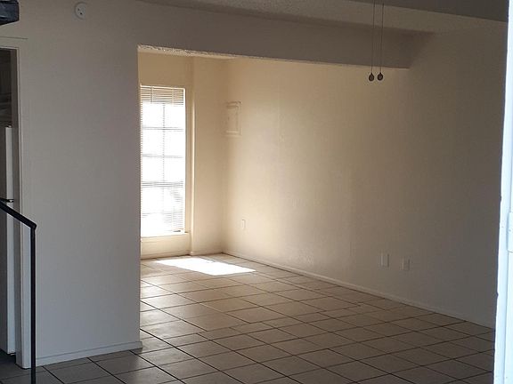 4th image of 4614 67th St #16