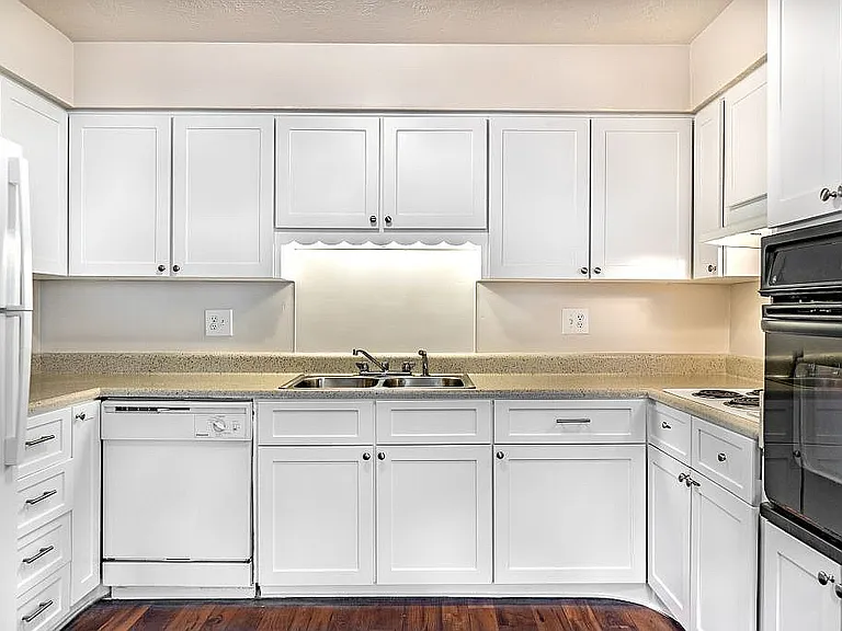 950 Sq. Ft. Kitchen 2 - Resized