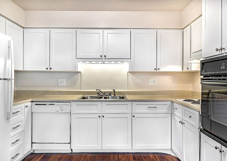 950 Sq. Ft. Kitchen 2 - Resized