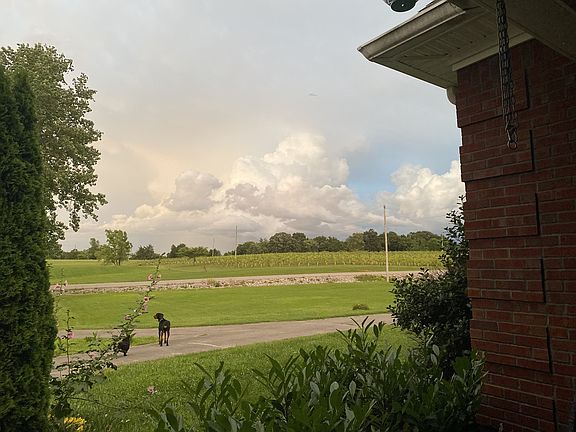 3rd image of 6091 Harmony Grove Rd