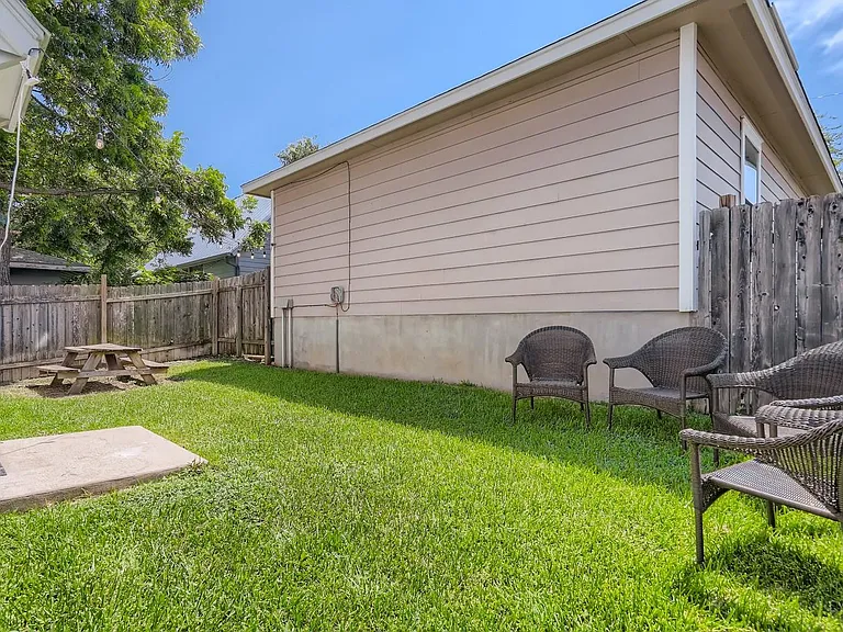 1812 Ulit Ave #A — Photo 23
