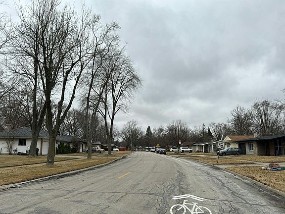 4th image of 330 Wildwood Dr
