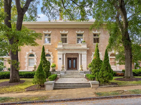 900 Vine St APT 9, Chattanooga, TN 37403