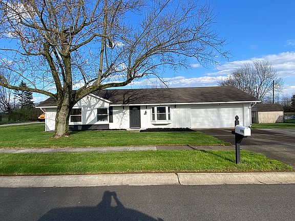 2nd image of 696 Holiday Dr