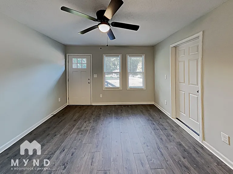78 Morris Rd — Photo 2