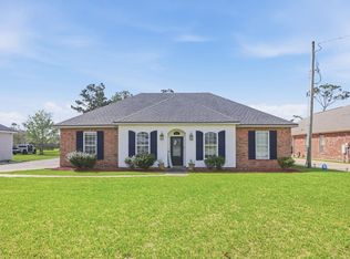 5781 Amoco Rd, Iowa, LA 70647