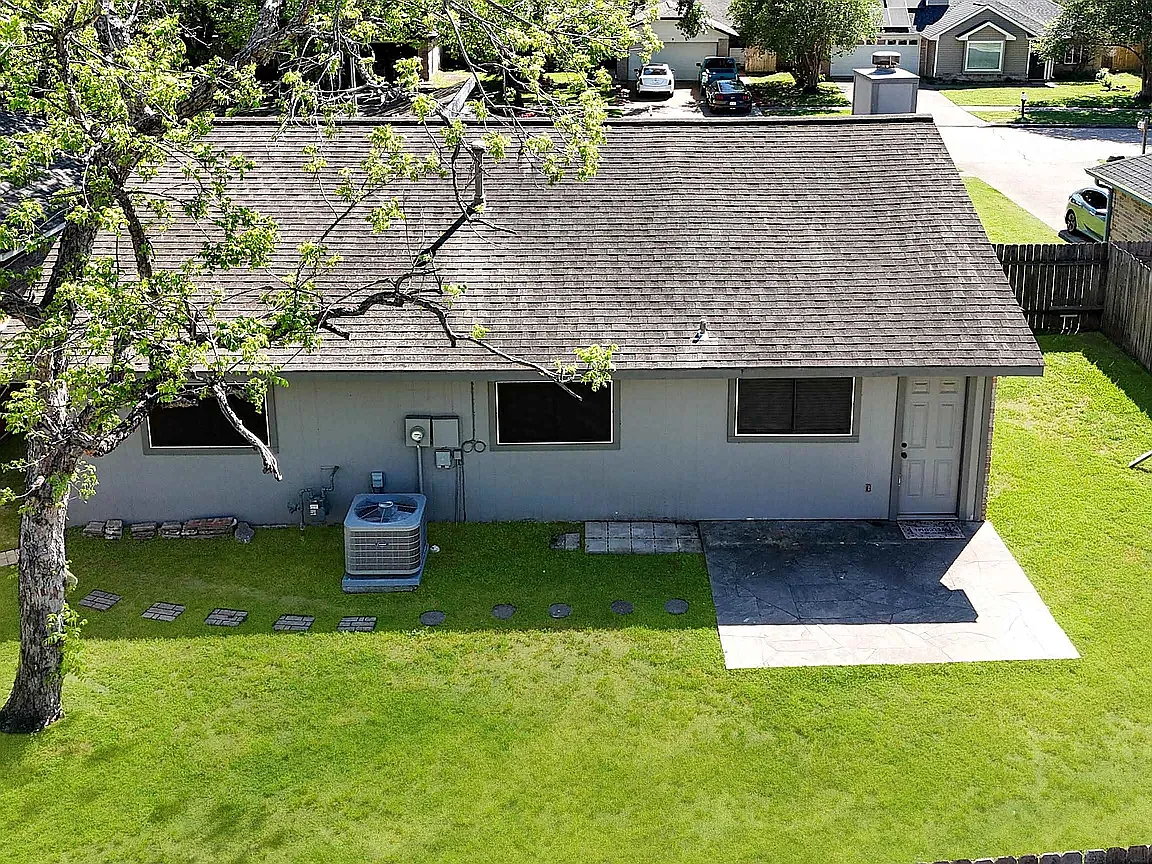 Building Photo - 10026 Sand Pass Ln