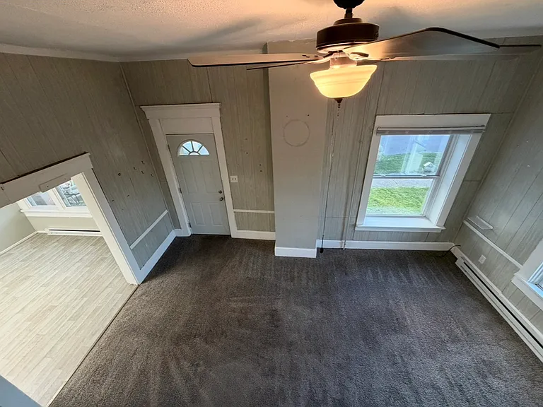 304 E Main St #3 — Photo 9