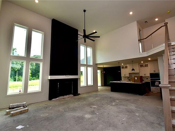 3rd image of 8369 NE 77th Ter
