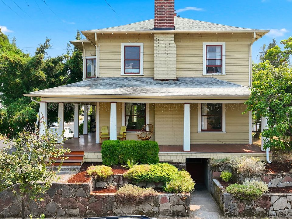 1st image of 4552 NE 19th Ave