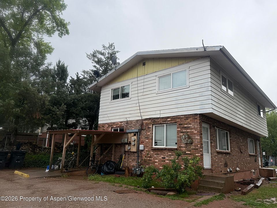 2nd image of 409 22nd St
