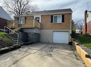 581 Greenwell Ave, Cincinnati, OH 45238