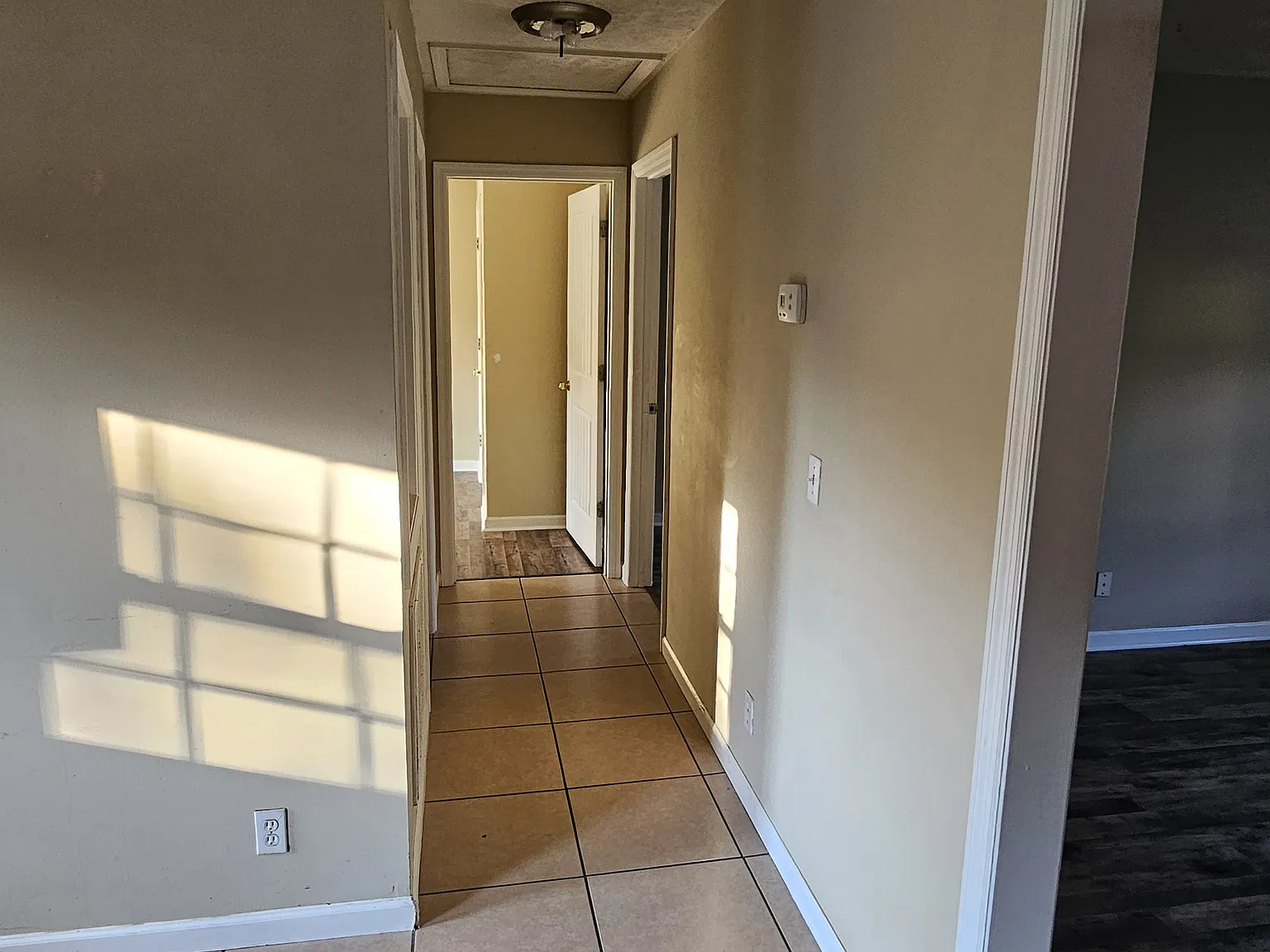 86 Dixie court — Photo 3